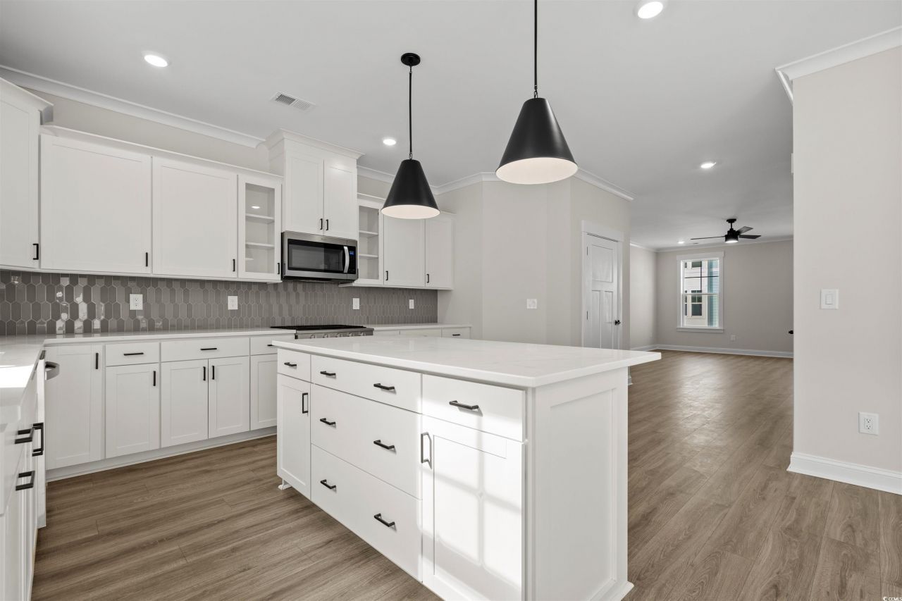 8472 Duke Pl. Photo 6