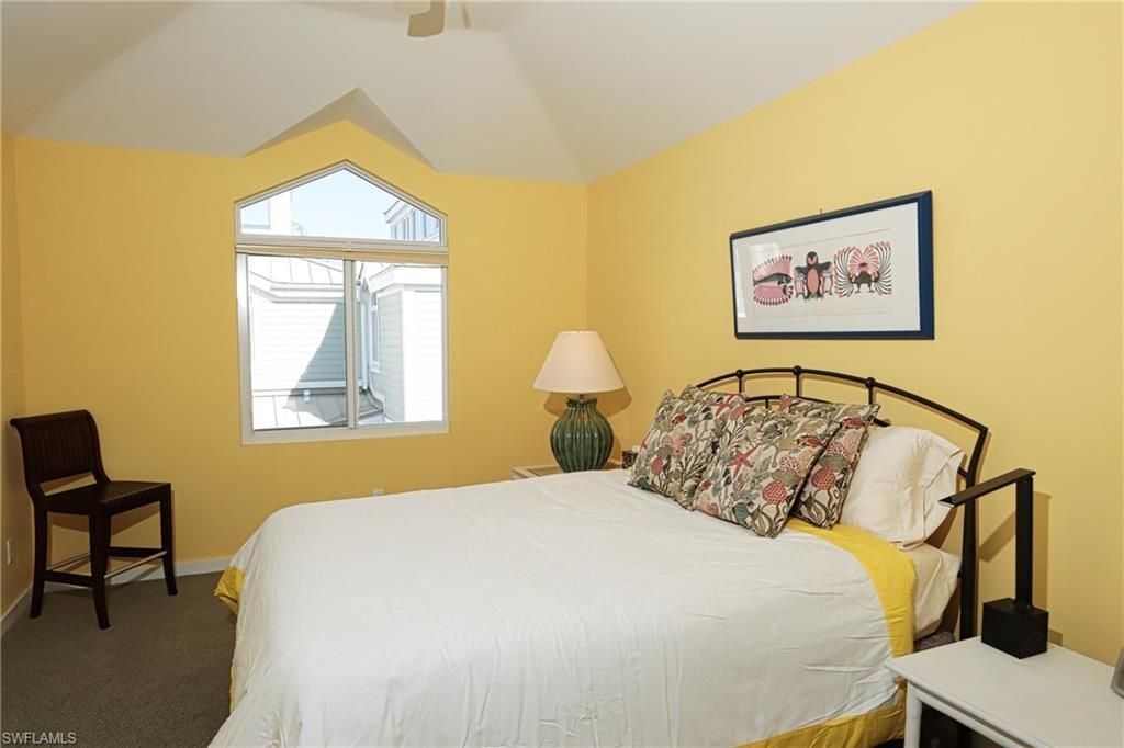 640 2nd St S, Unit 2, Naples, FL 34102 Photo