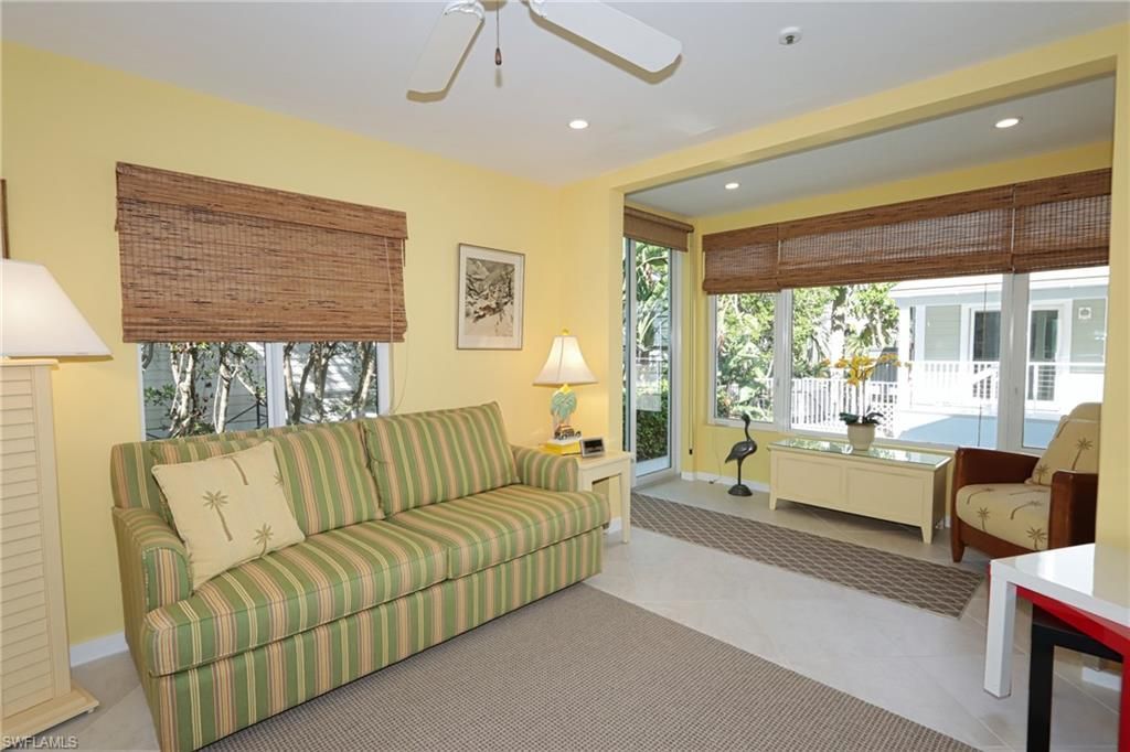 640 2nd St S, Unit 2, Naples, FL 34102 Photo