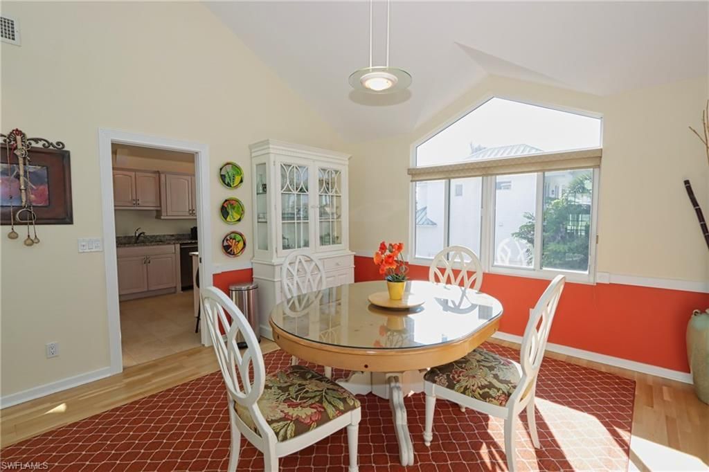 640 2nd St S, Unit 2, Naples, FL 34102 Photo