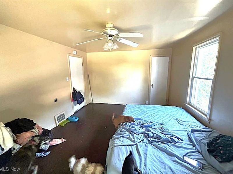 17604 Walden Avenue, Cleveland, OH 44128 Photo 15