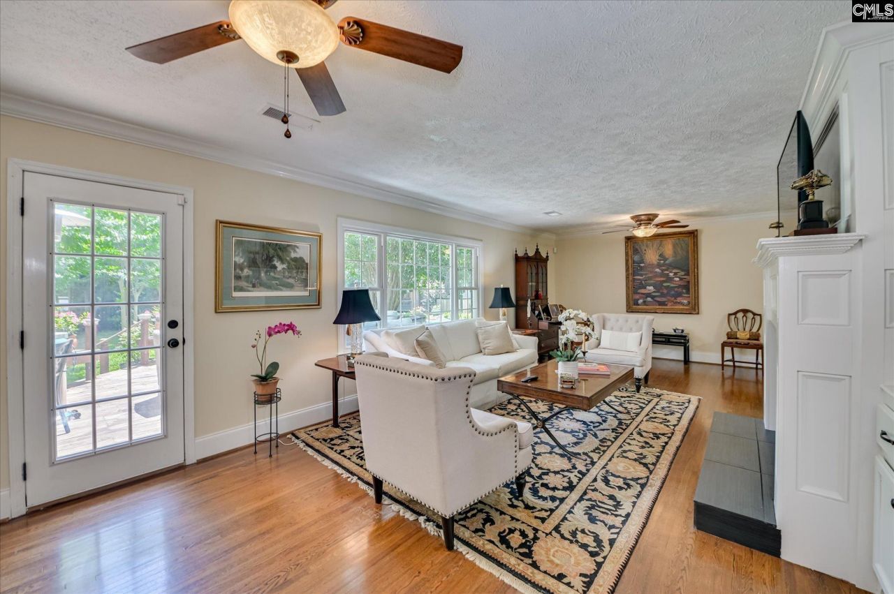 215 Barnard Avenue Se Photo 10