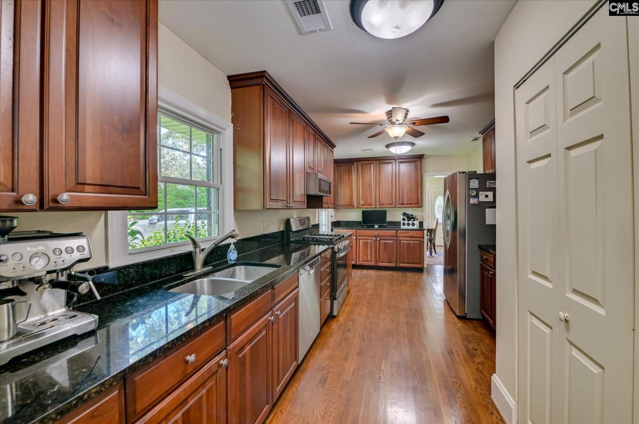 215 Barnard Avenue Se Photo 14