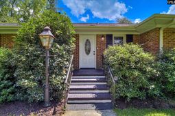 215 Barnard Avenue Se photo 4