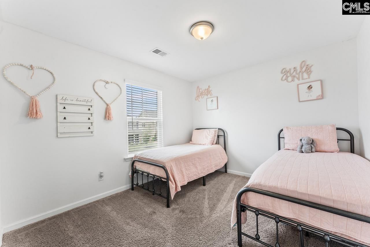 823 Queenshire Lane Photo 12