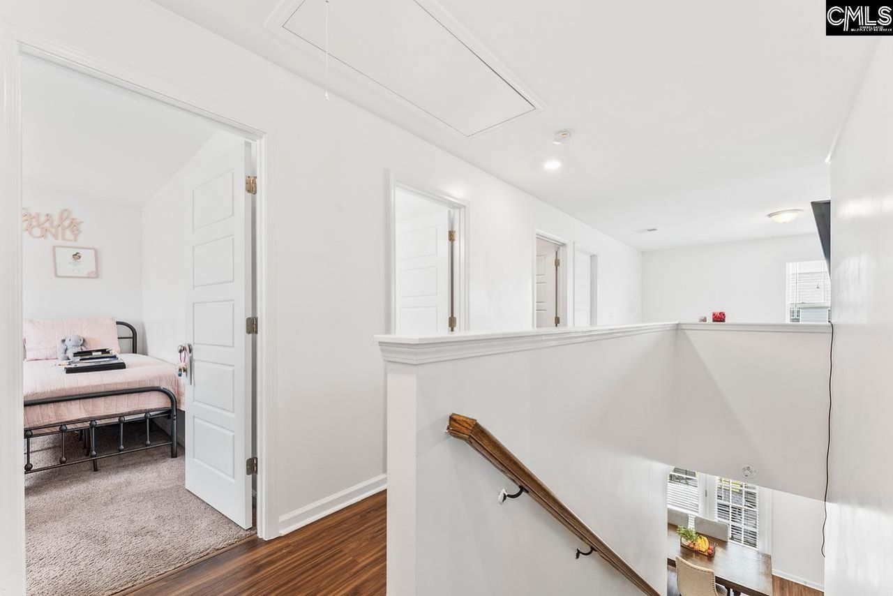 823 Queenshire Lane Photo 19