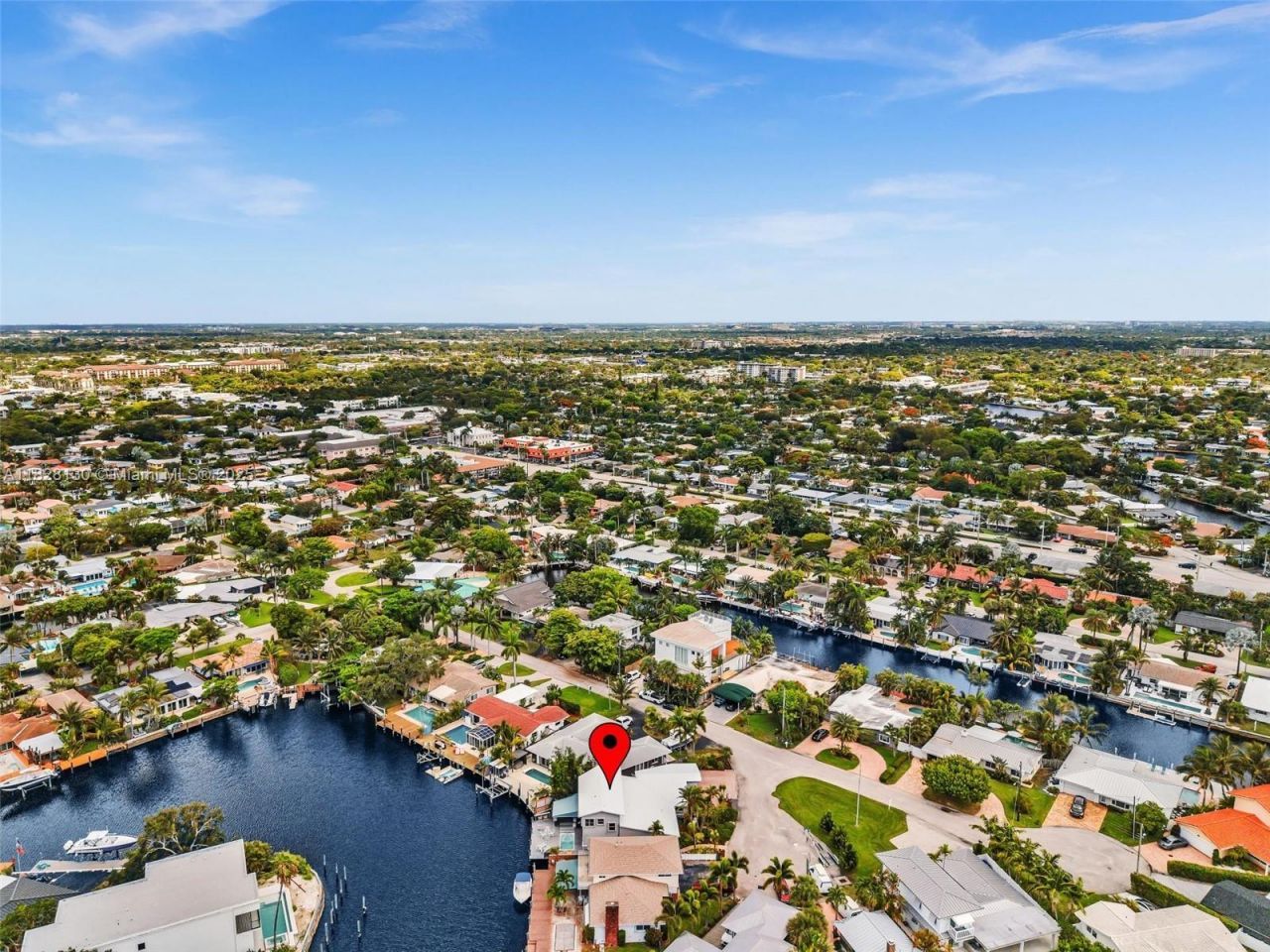 2108 NE 24th St, Wilton Manors, FL 33305 Photo