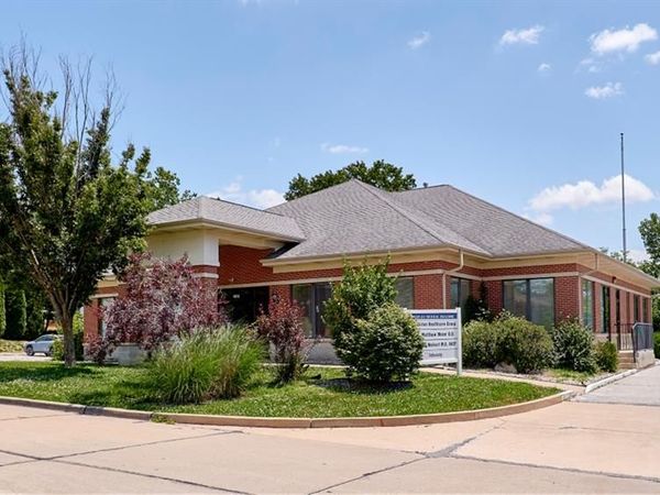 1002 Peruque Crossing Court, O'Fallon, MO 63366