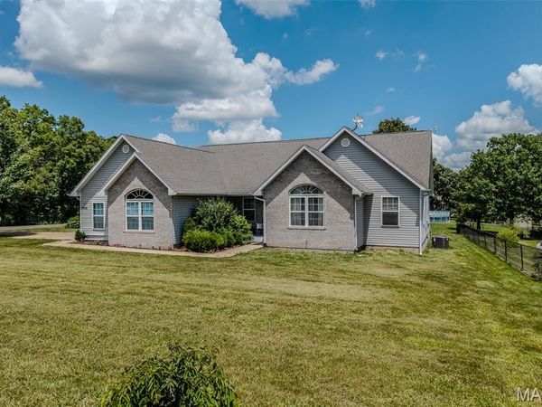 19958 Ladera Road, Waynesville, MO 65583