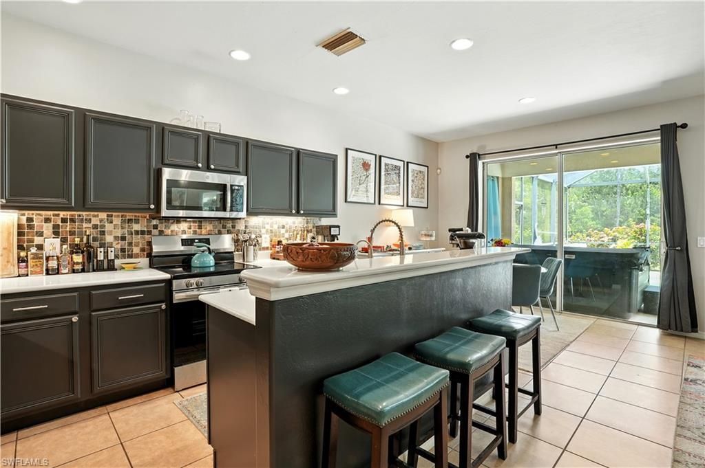 3268 Aralia Ct E, Alva, FL 33920 Photo