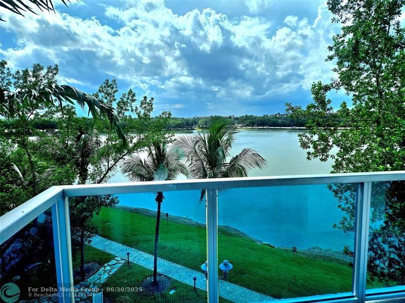 2641 N Flamingo Road, Unit 406N, Sunrise, FL 33323 Photo