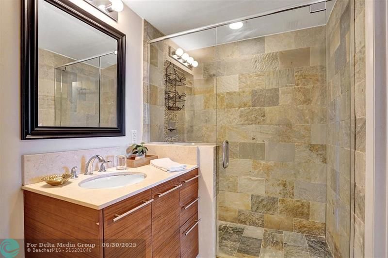 2641 N Flamingo Road, Unit 406N, Sunrise, FL 33323 Photo