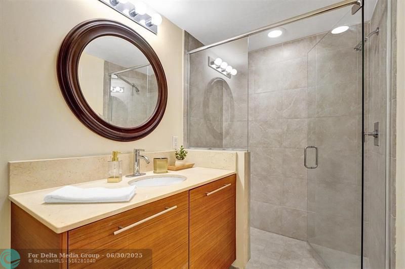 2641 N Flamingo Road, Unit 406N, Sunrise, FL 33323 Photo