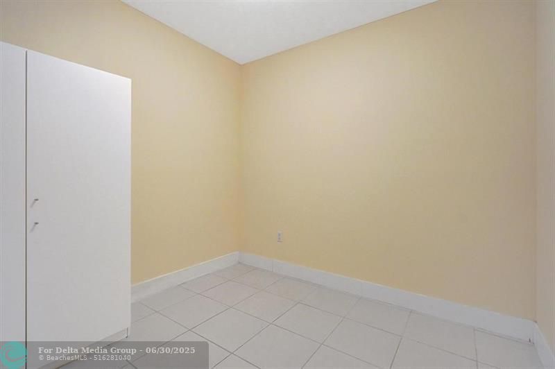 2641 N Flamingo Road, Unit 406N, Sunrise, FL 33323 Photo