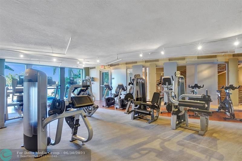 2641 N Flamingo Road, Unit 406N, Sunrise, FL 33323 Photo