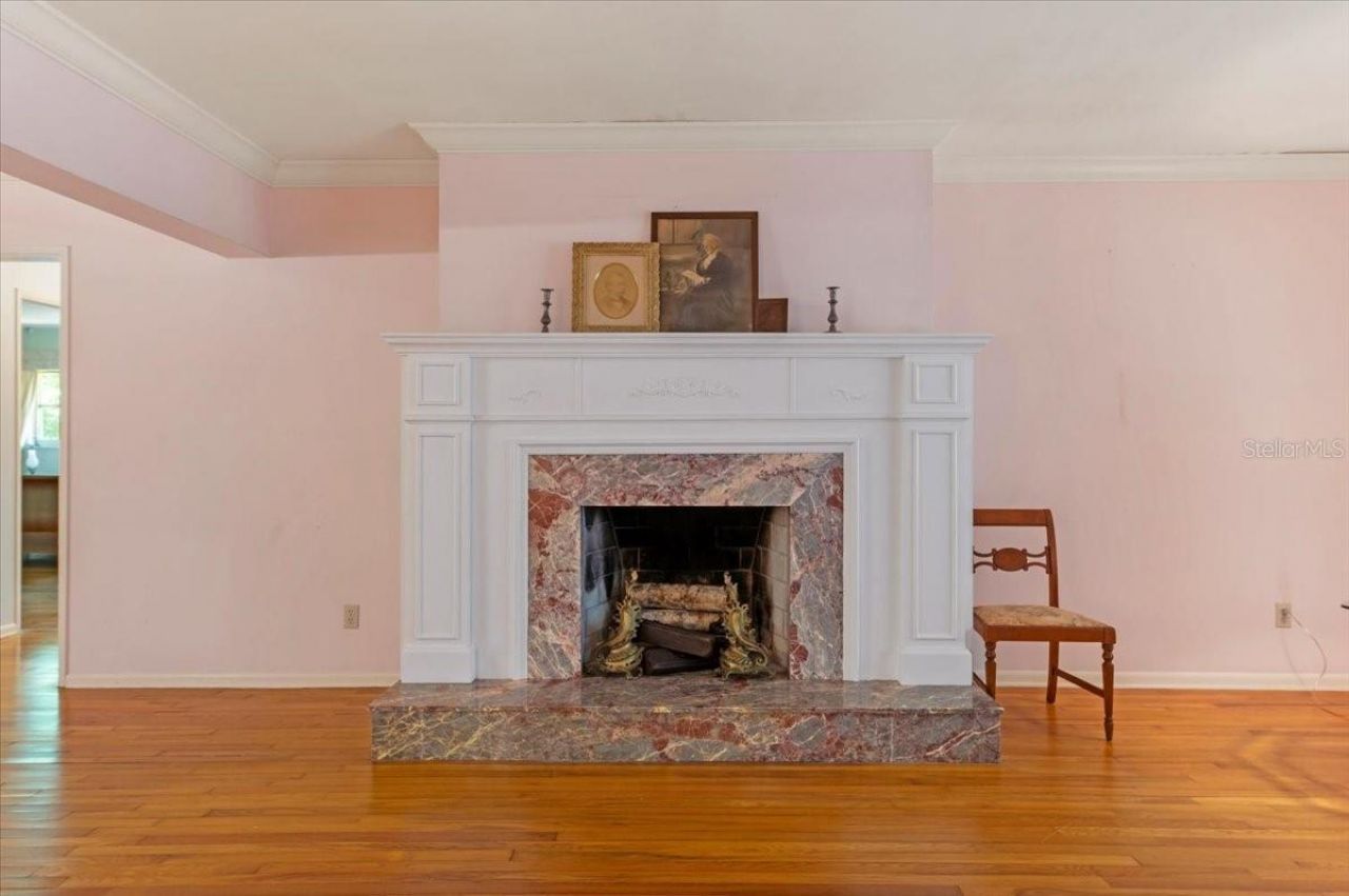 1541 Flower Drive, Sarasota, FL 34239 Photo