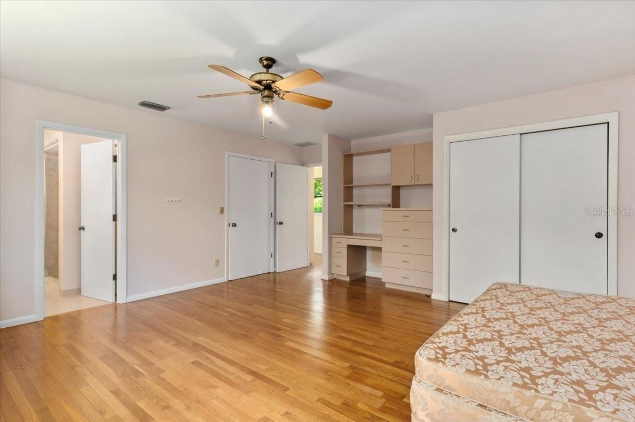 1541 Flower Drive, Sarasota, FL 34239 Photo