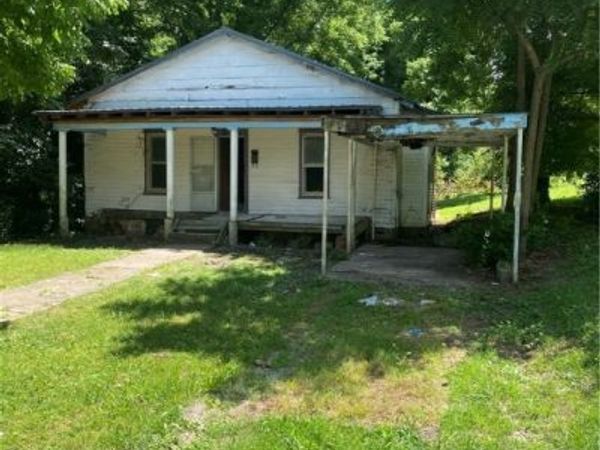 628 South Avenue, Harrison, AR 72601