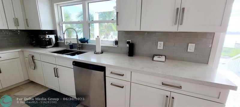 101 Windy Point Circle, Marathon, FL 33050 Photo