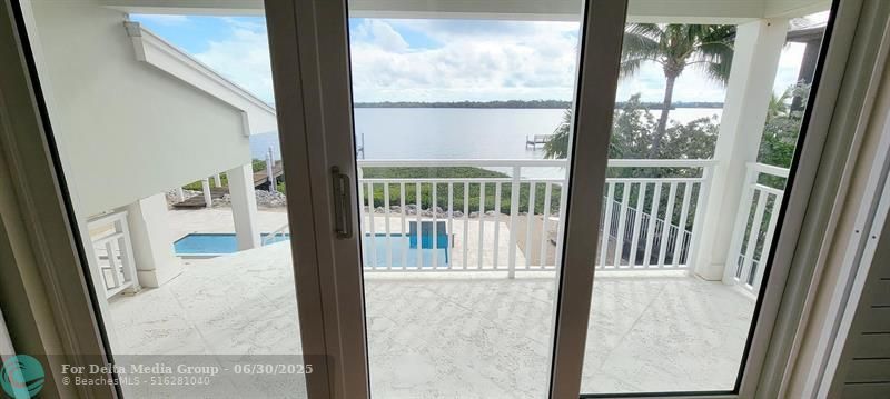 101 Windy Point Circle, Marathon, FL 33050 Photo