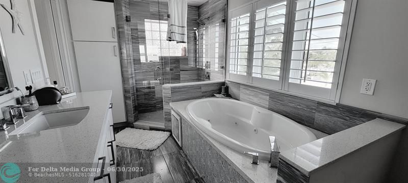 101 Windy Point Circle, Marathon, FL 33050 Photo