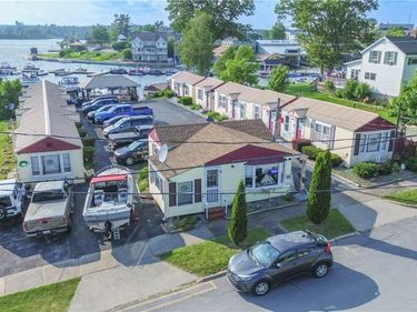 24 Bethune Street, Alexandria Bay, NY 13607