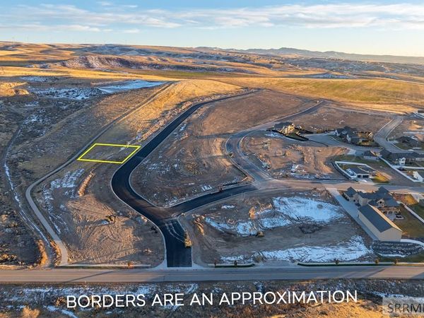 3133 Lancer Ave, AMMON, ID 83406