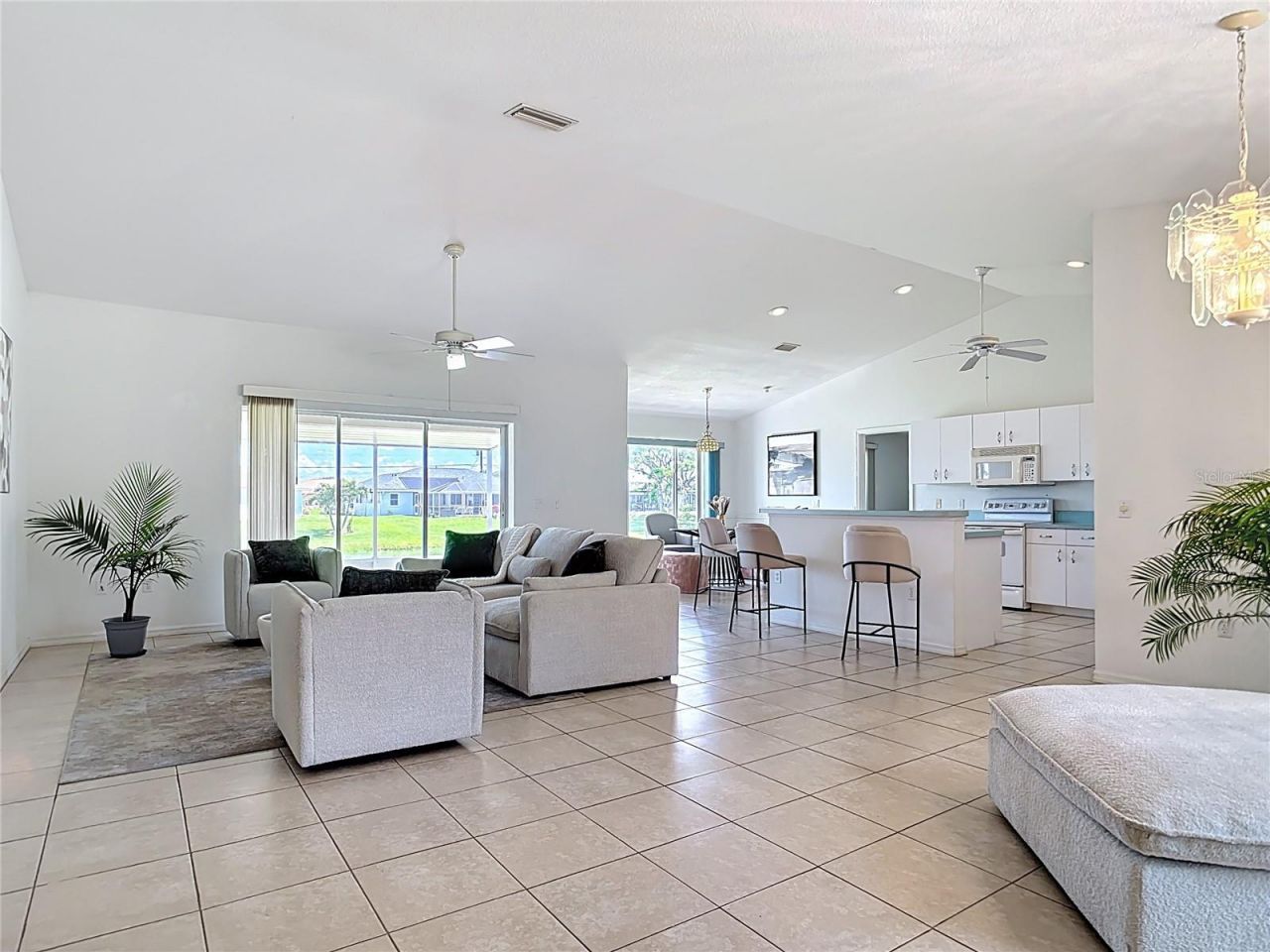 104 Mark Twain Lane, Rotonda West, FL 33947 Photo