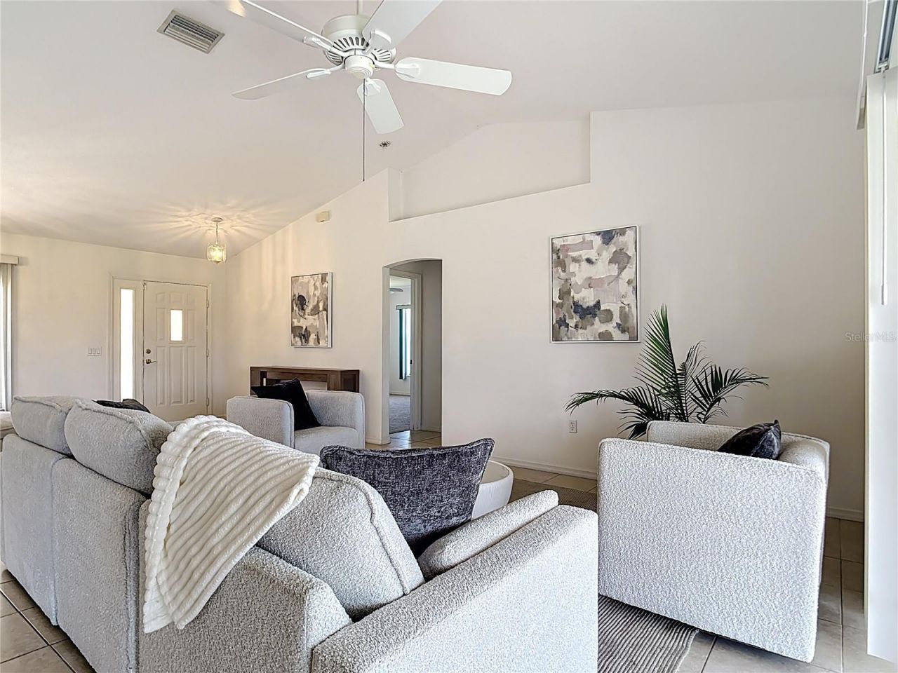 104 Mark Twain Lane, Rotonda West, FL 33947 Photo