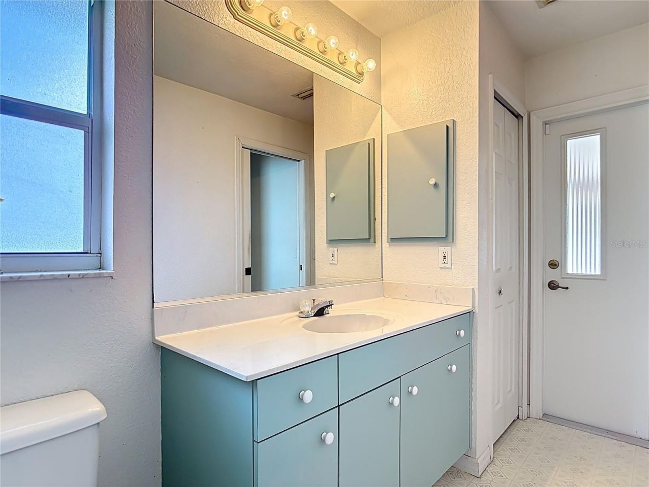 104 Mark Twain Lane, Rotonda West, FL 33947 Photo