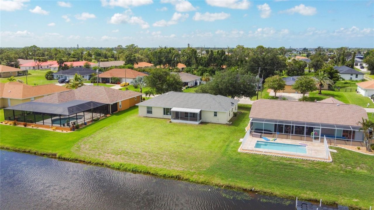 104 Mark Twain Lane, Rotonda West, FL 33947 Photo