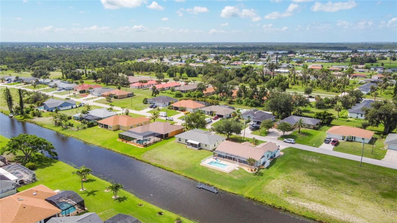 104 Mark Twain Lane, Rotonda West, FL 33947 Photo