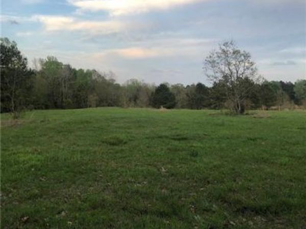 329 HWY 454 Highway, Pineville, LA 71360