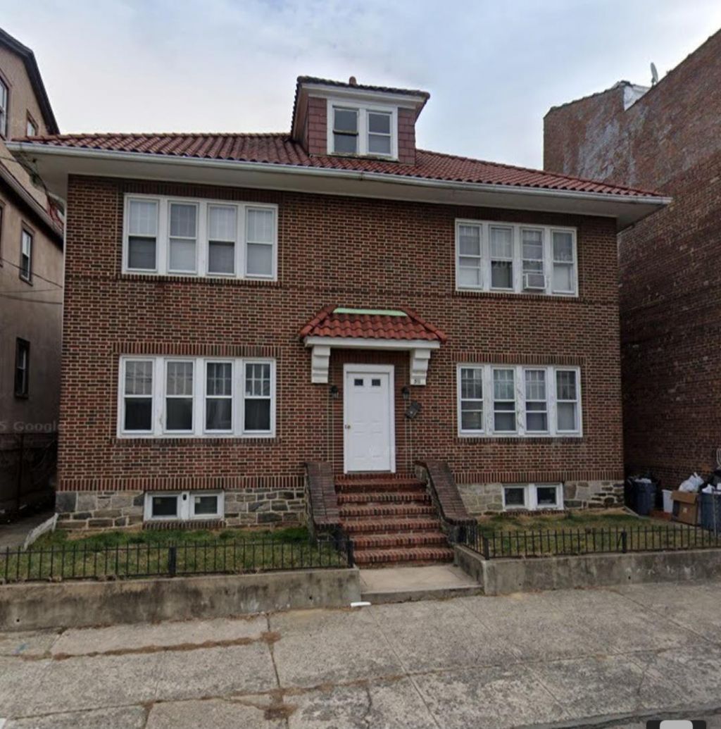 511 S 11th Avenue, Mount Vernon, NY 10550 Main Photo