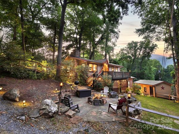 290 Dogwood Drive, Maggie Valley, NC 28751