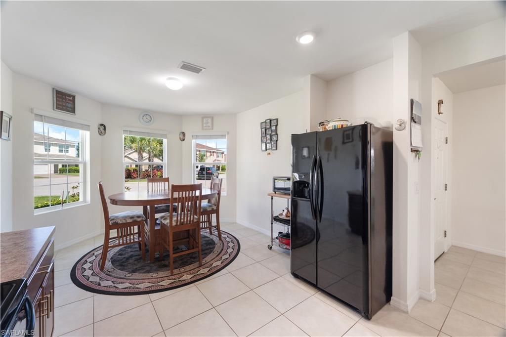 10353 Silver Pond Ln, Lehigh Acres, FL 33936 Photo