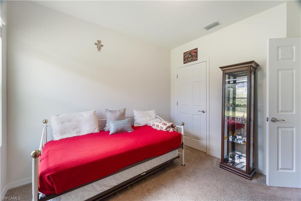 10353 Silver Pond Ln, Lehigh Acres, FL 33936 Photo