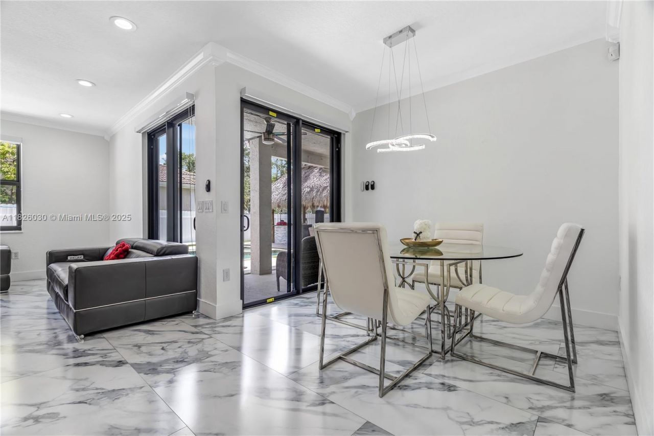 16488 SW 30th St, Miramar, FL 33027 Photo