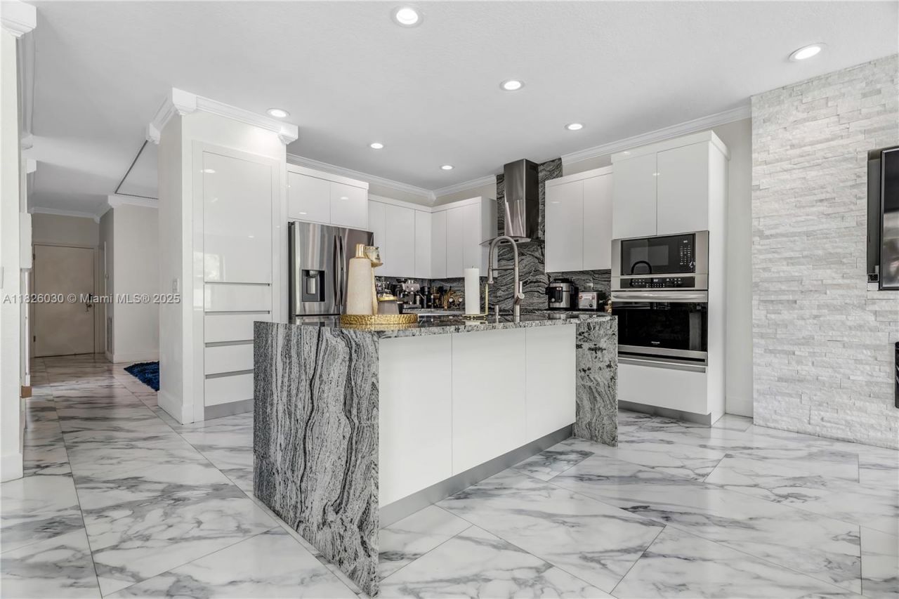 16488 SW 30th St, Miramar, FL 33027 Photo