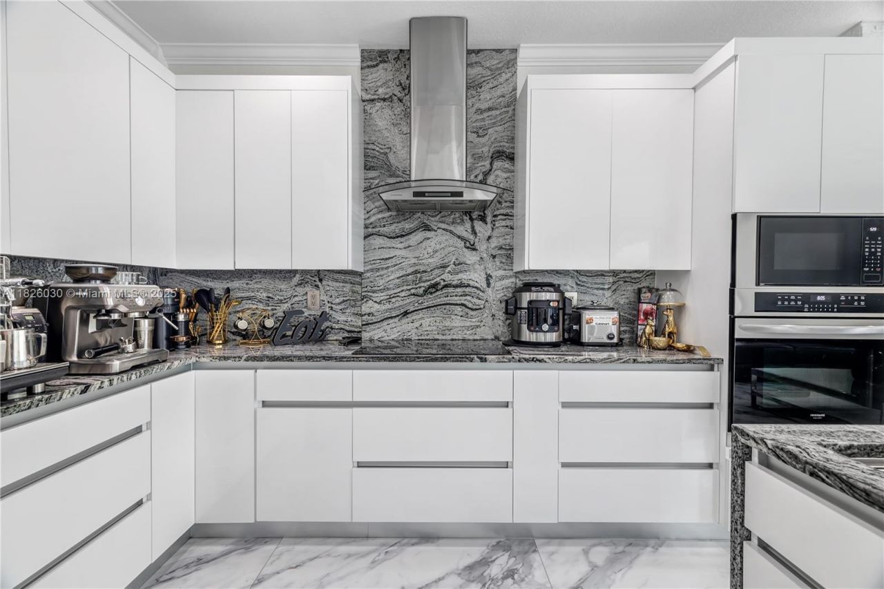 16488 SW 30th St, Miramar, FL 33027 Photo