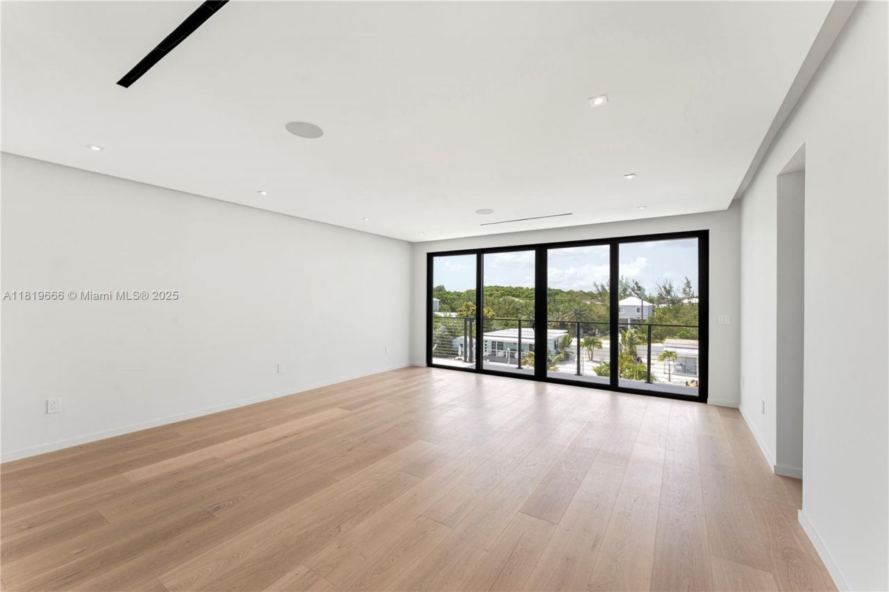 301 Buttonwood Cir #a, Key Largo, FL 33037 Photo