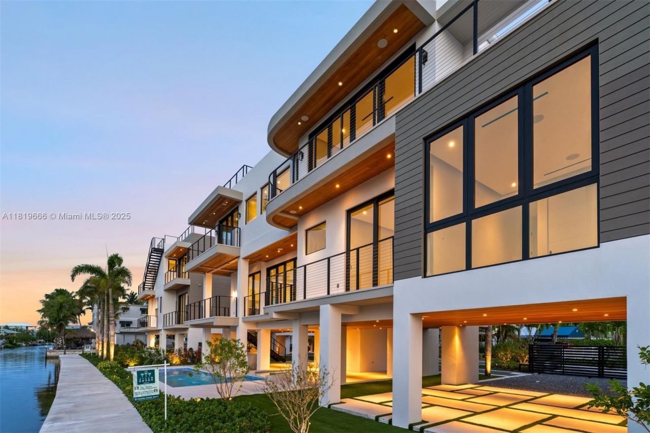 301 Buttonwood Cir #a, Key Largo, FL 33037 Photo