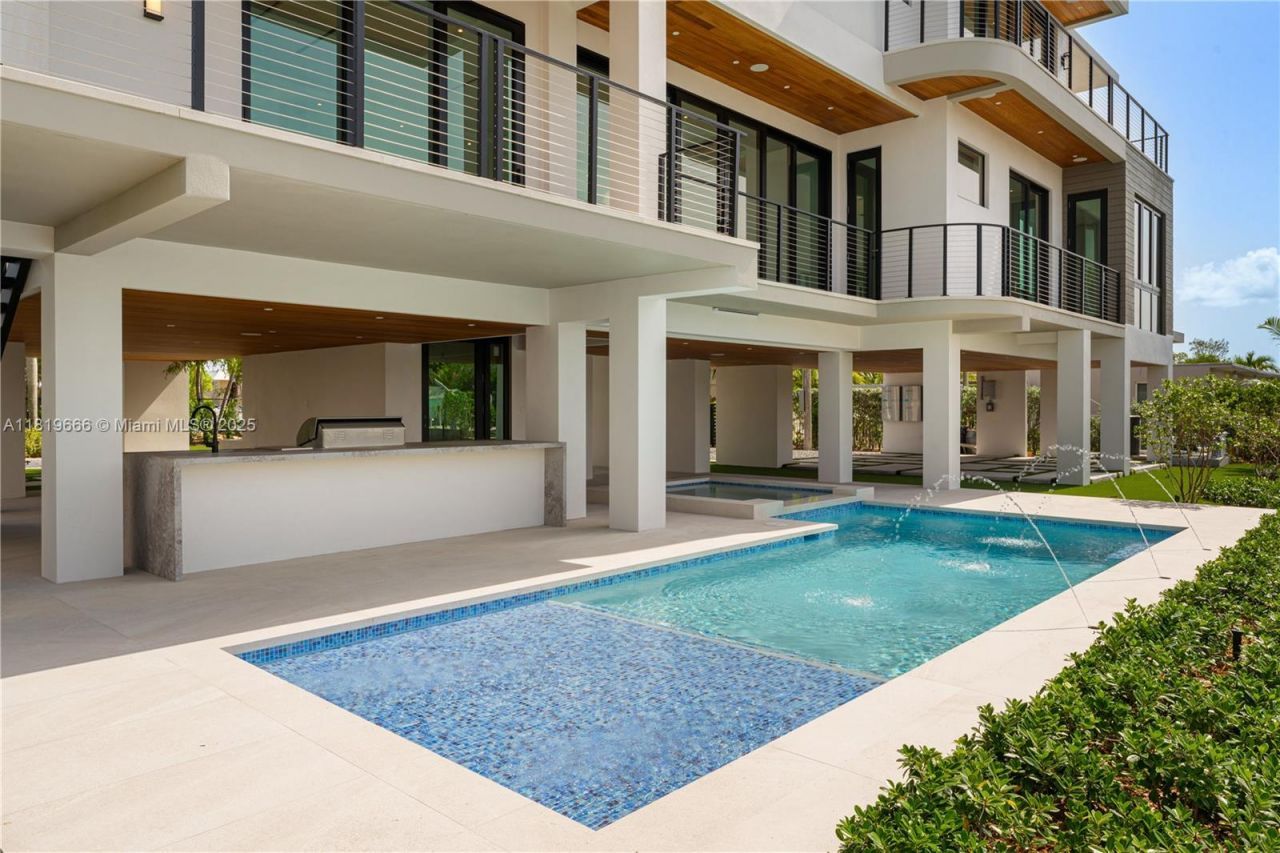 301 Buttonwood Cir #a, Key Largo, FL 33037 Photo