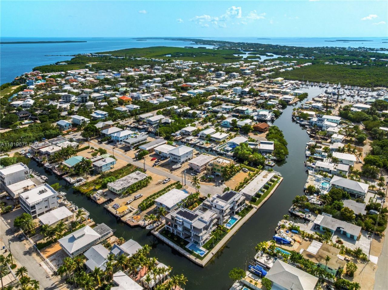 301 Buttonwood Cir #b, Key Largo, FL 33037 Photo