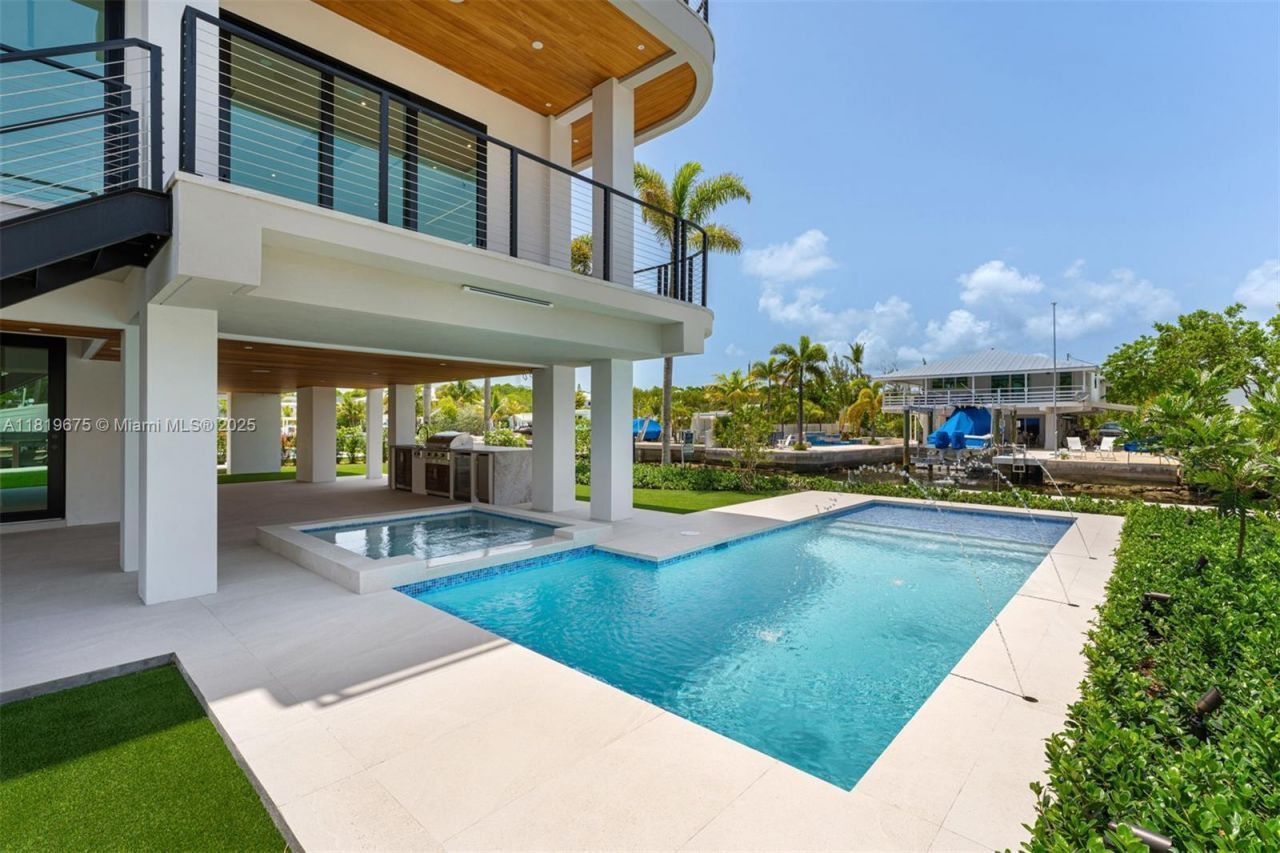 301 Buttonwood Cir #b, Key Largo, FL 33037 Photo