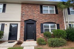 415 Parkdale Drive photo 4