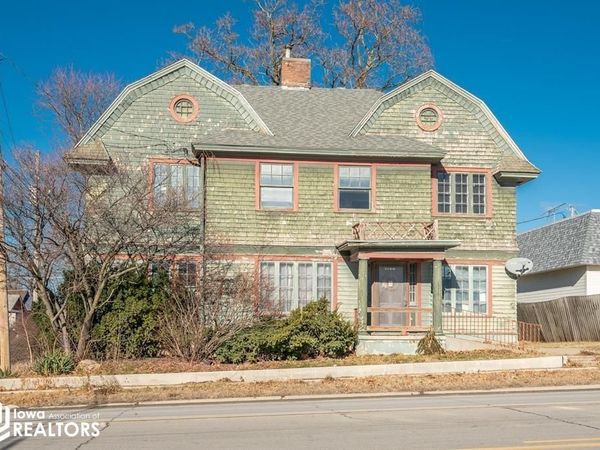 115 W Mclane Street, Osceola, IA 50213