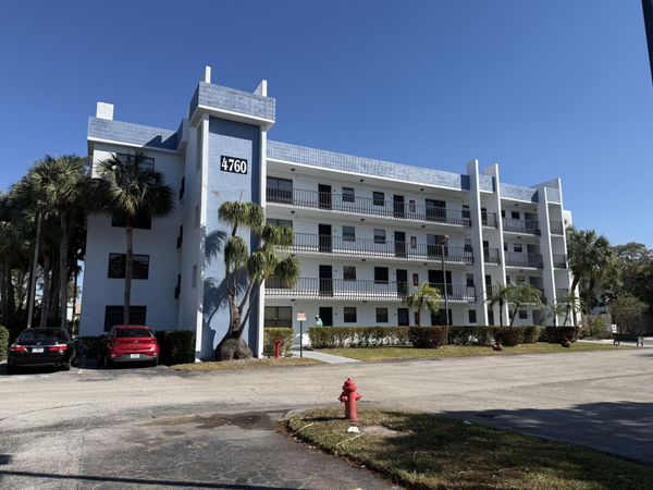 4760 Lucerne Lakes Boulevard, Unit 206, Lake Worth, FL 33467