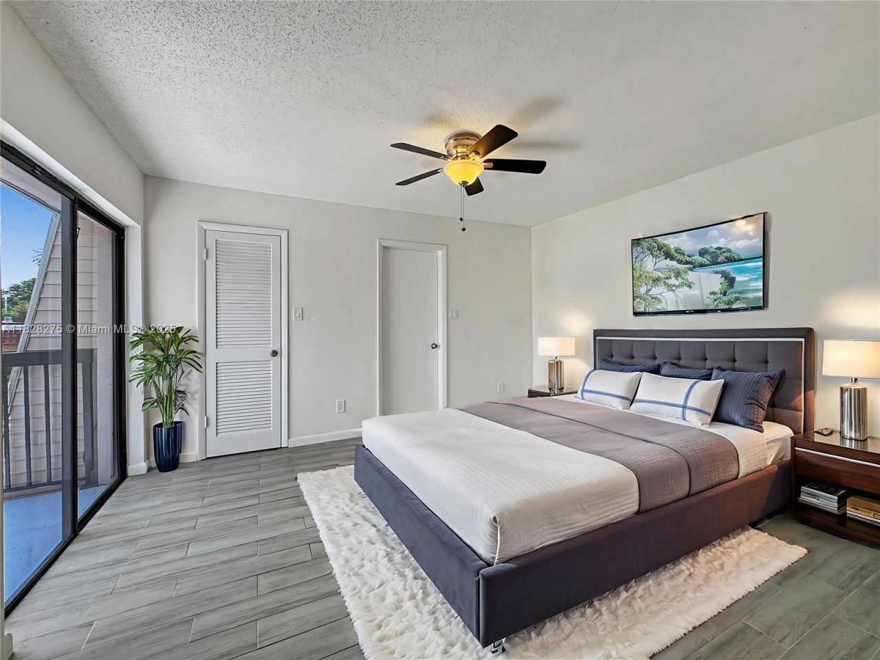 8103 SW 24th St, North Lauderdale, FL 33068 Photo