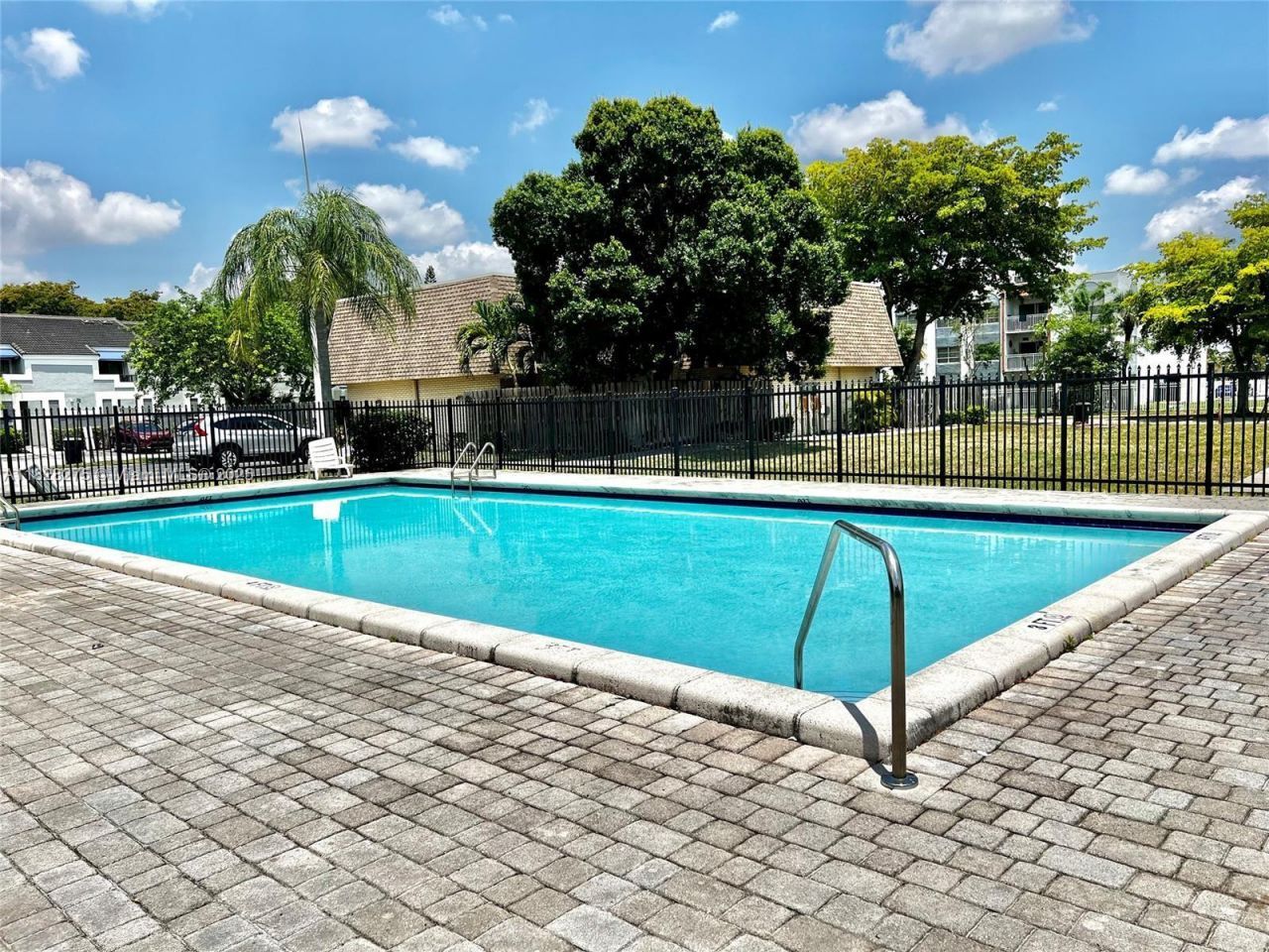 8103 SW 24th St, North Lauderdale, FL 33068 Photo